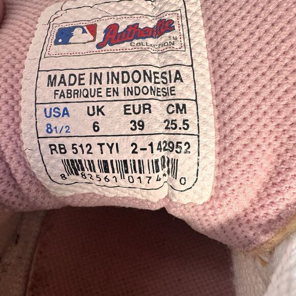 Reebok MLB Authentic Collection New York Yankees White/Pink 2-142952 Size 8.5 - Picture 11 of 12